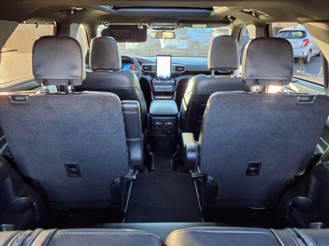 2022 Ford Explorer ST