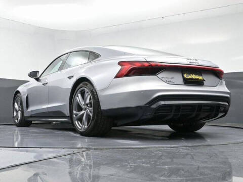 2022 Audi e-tron GT quattro Premium Plus