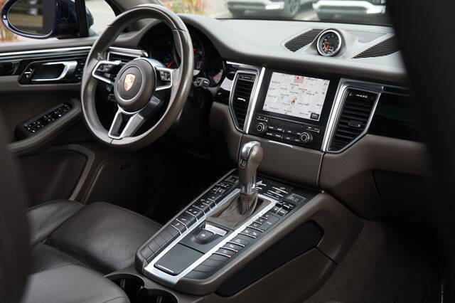 2017 Porsche Macan
