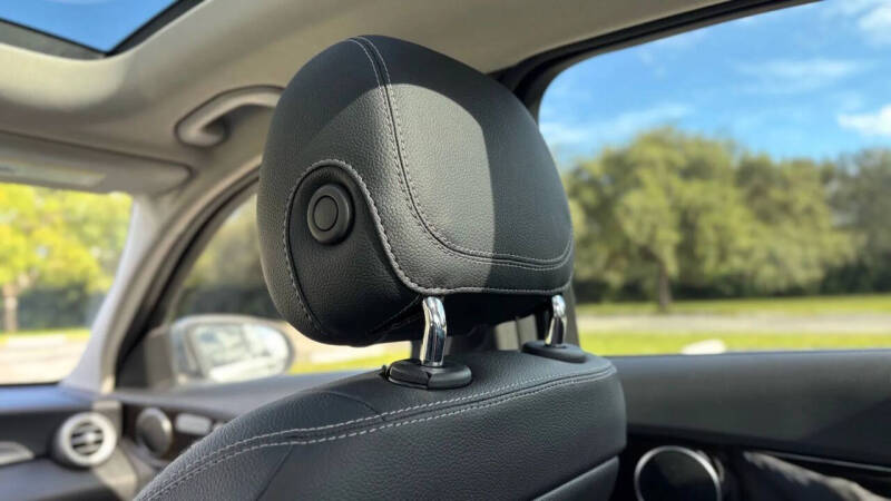 2016 Mercedes-Benz C-Class