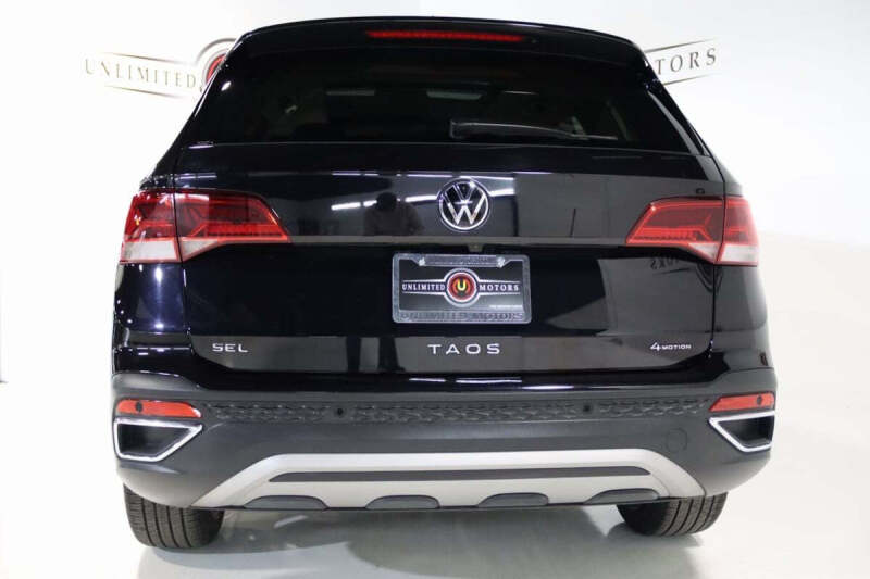 2022 Volkswagen Taos SEL 4Motion