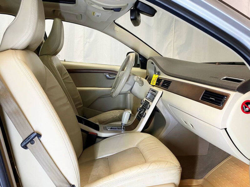 2010 Volvo XC70 3.2