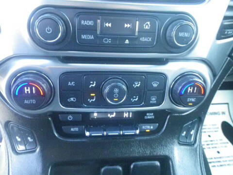 2017 Chevrolet Suburban LT