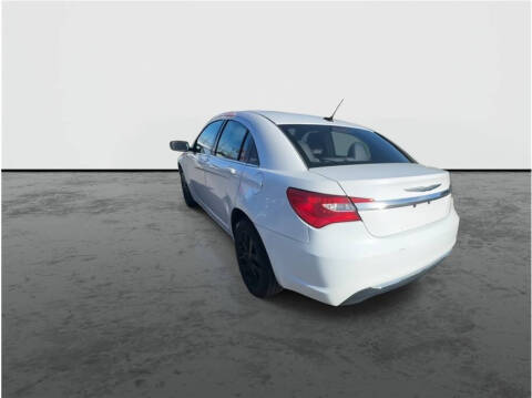 2014 Chrysler 200 LX