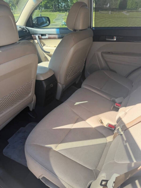 2015 Kia Sorento LX