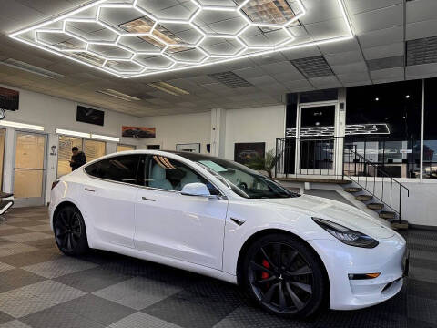 2020 Tesla Model 3 Performance