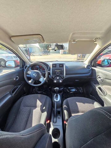 2014 Nissan Versa 1.6 SV