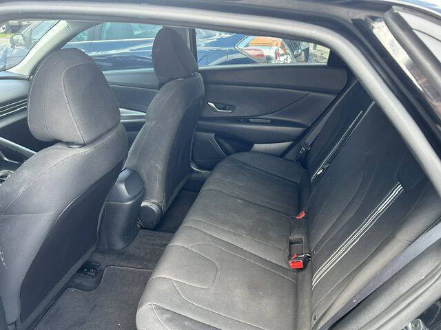 2022 Hyundai Elantra