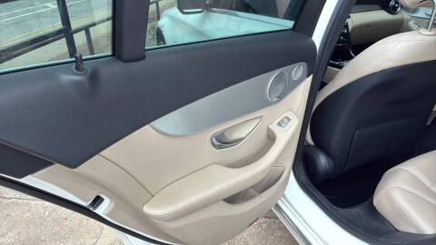 2016 Mercedes-Benz C-Class