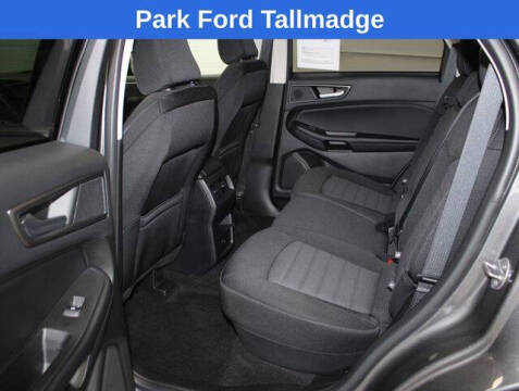 2022 Ford Edge SE