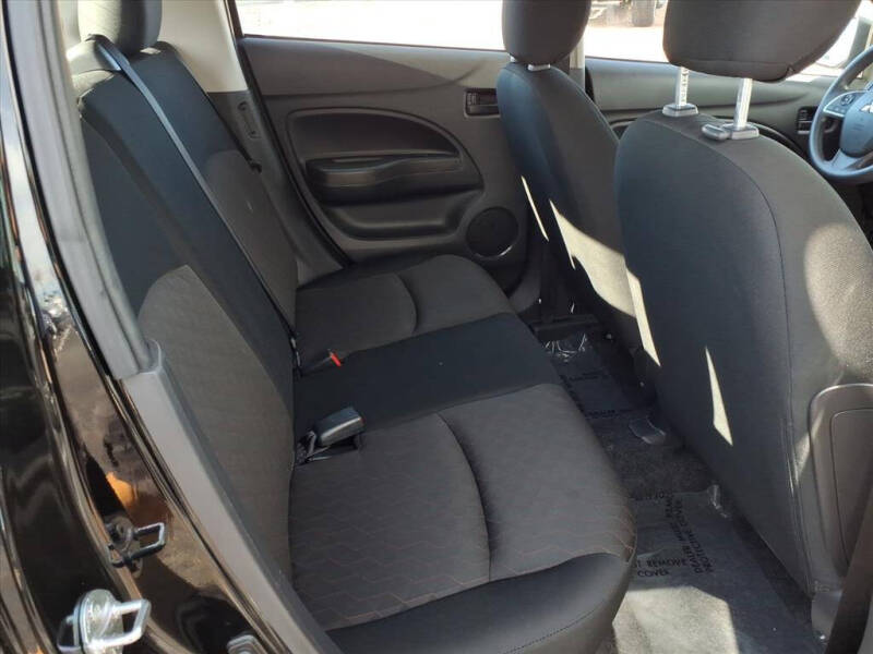 2024 Mitsubishi Mirage ES