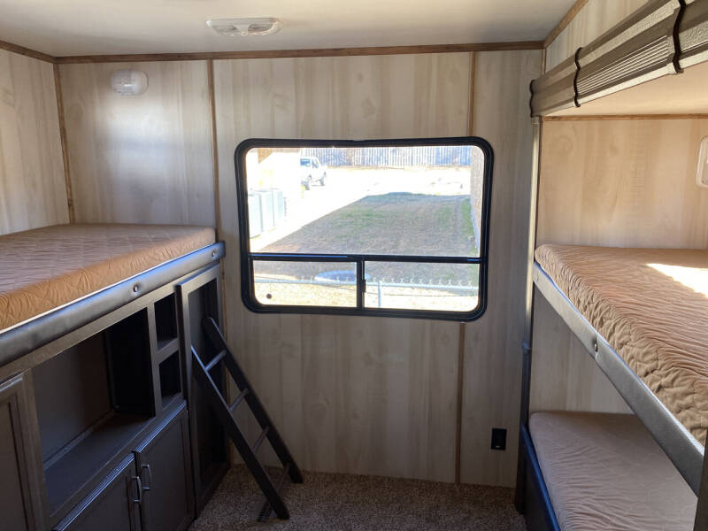 2013 KZ RV Durango