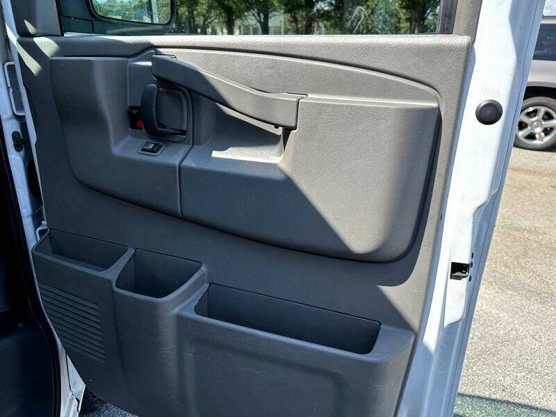 2016 Chevrolet Express 2500