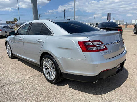 2017 Ford Taurus Limited