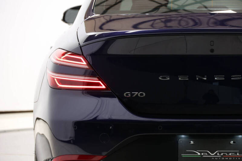 2023 Genesis G70