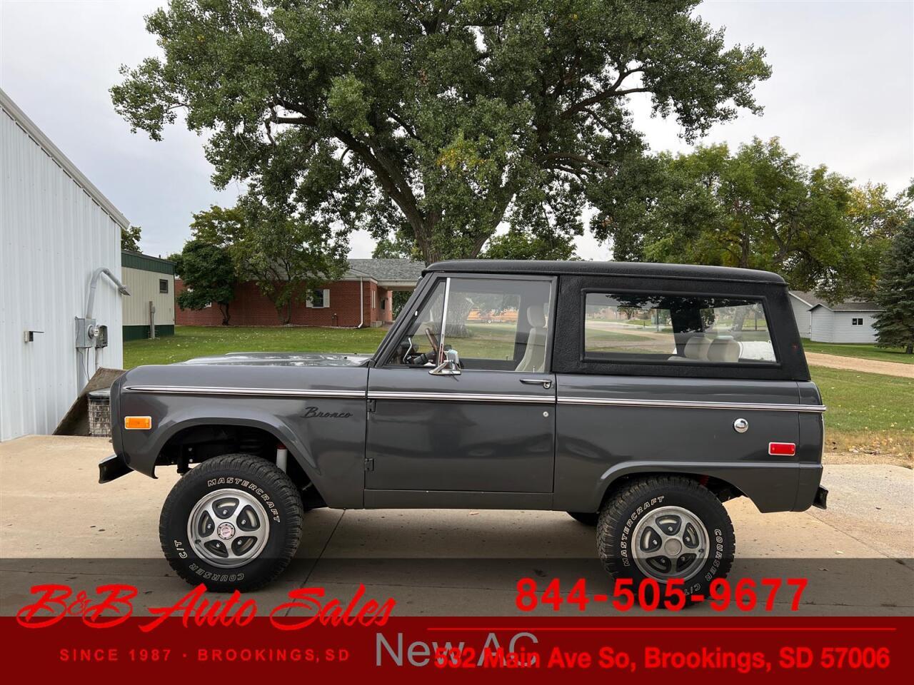 1976 Ford Bronco 4