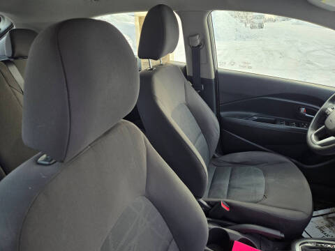 2013 Kia Rio 5-Door LX