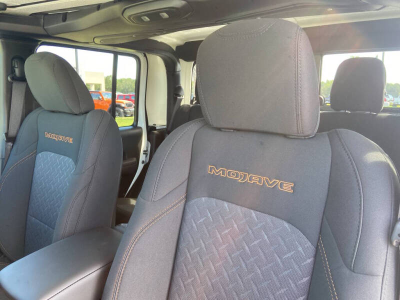 2025 Jeep Gladiator Mojave