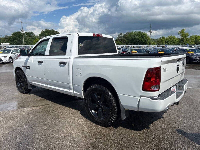 2017 RAM 1500 Express