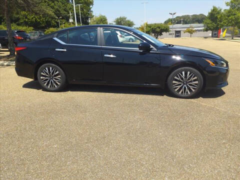 2023 Nissan Altima for sale at BLACKBURN MOTOR CO in Vicksburg MS