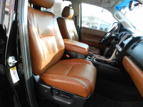 2013 Toyota Sequoia Platinum