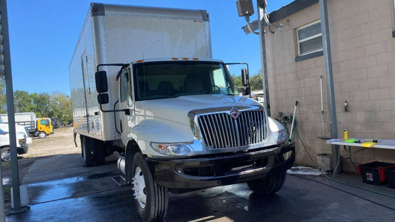 2016 International DuraStar 4300 for sale at DEBARY TRUCK SALES in Sanford FL