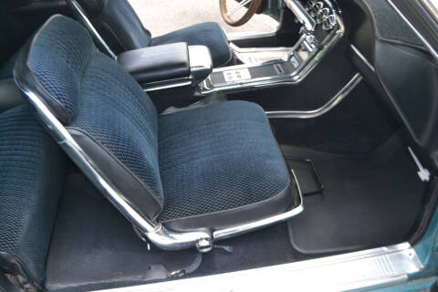 1965 Ford Thunderbird
