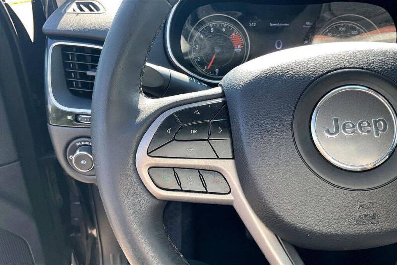 2022 Jeep Cherokee Latitude Lux