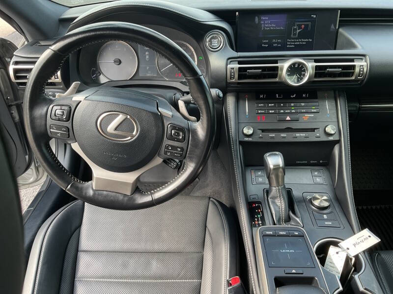 2019 Lexus RC 300