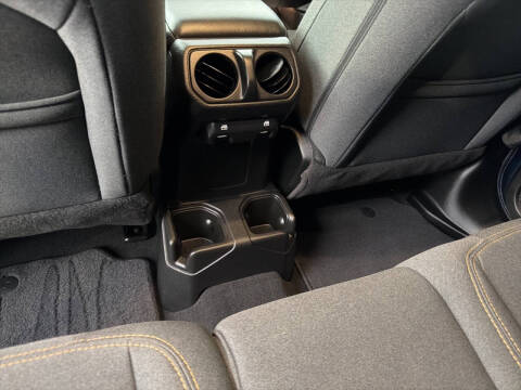 2025 Jeep Gladiator NightHawk