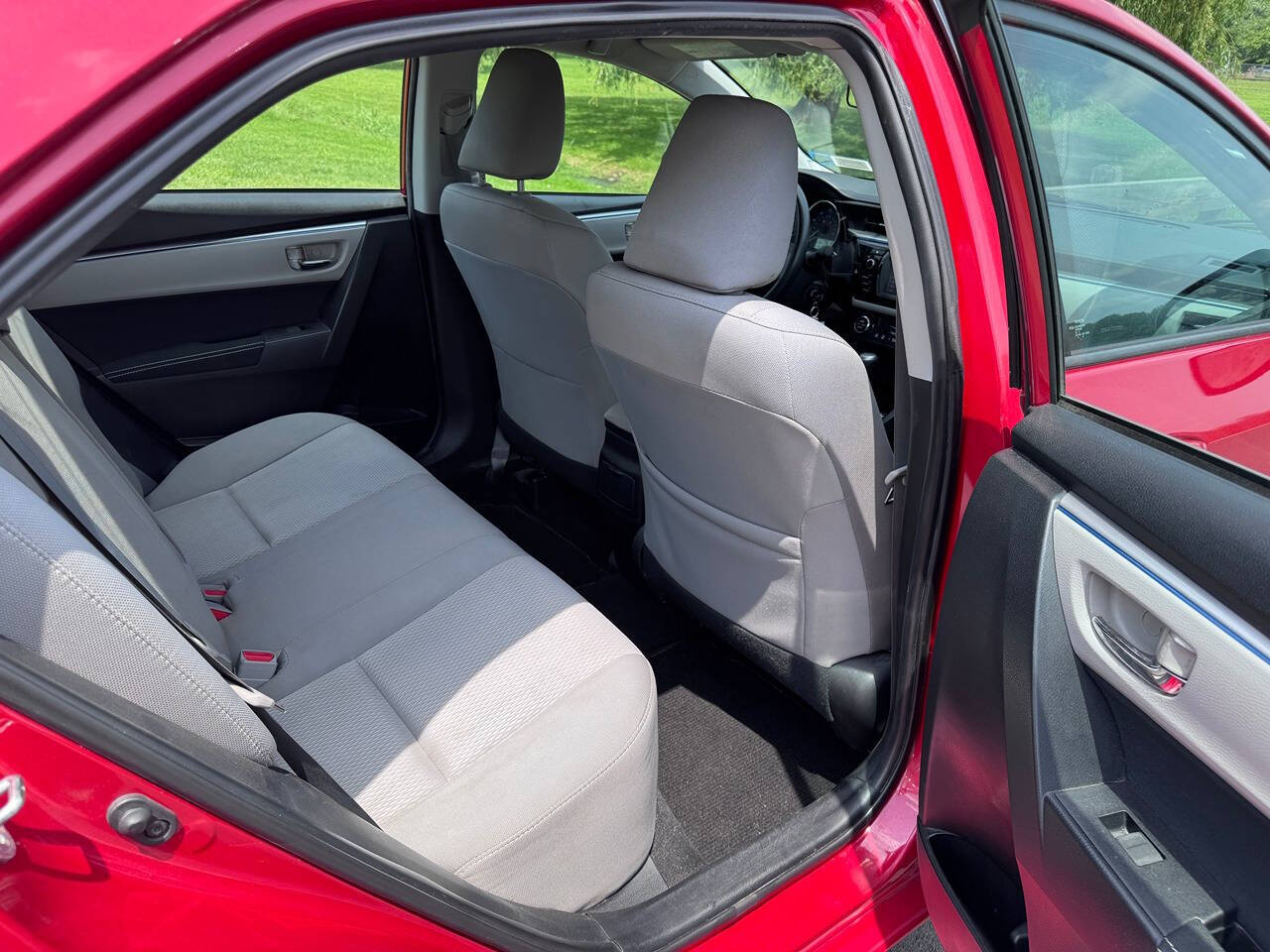 2015 Toyota Corolla 18