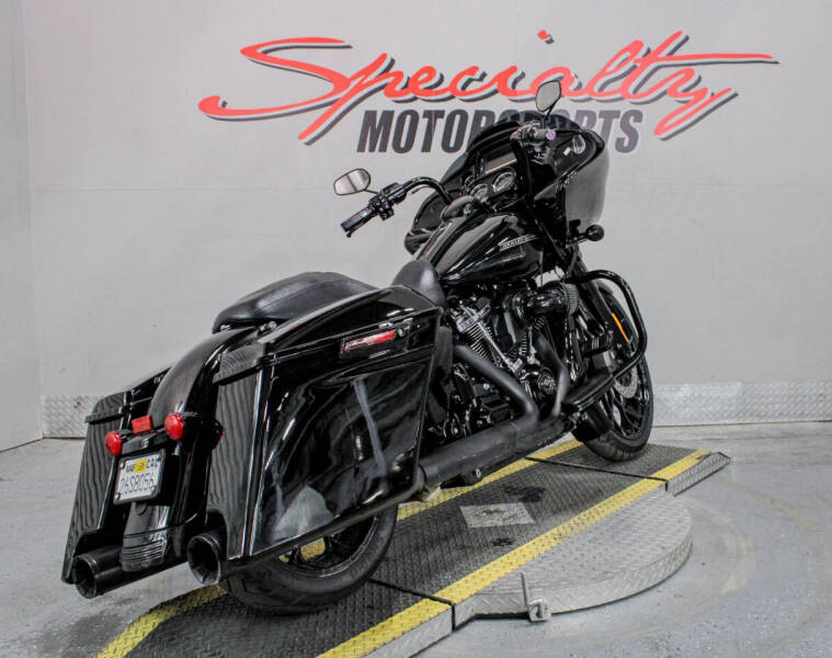 2018 Harley-Davidson Road Glide Special