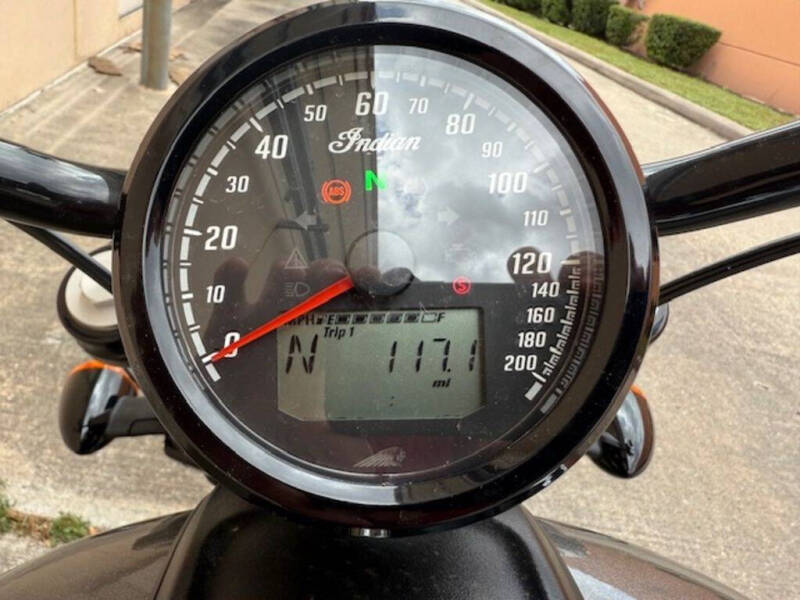 2024 Indian Chief ABS Titanium Metallic