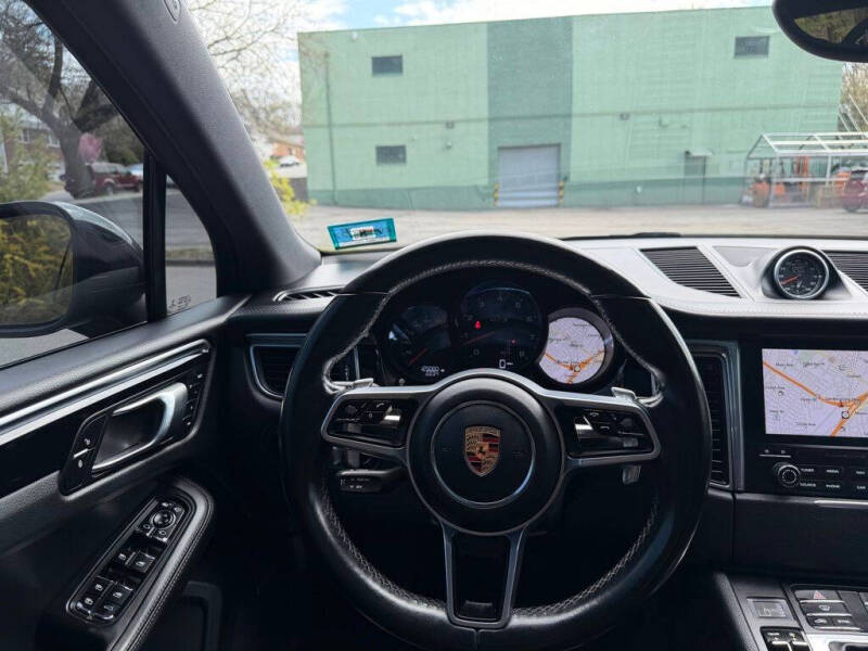 2017 Porsche Macan GTS