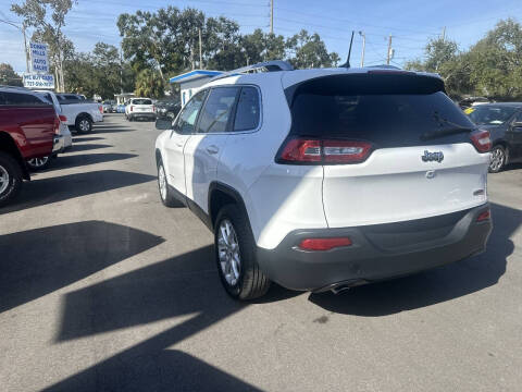 2018 Jeep Cherokee Latitude