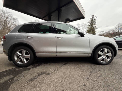 2012 Volkswagen Touareg TDI Lux
