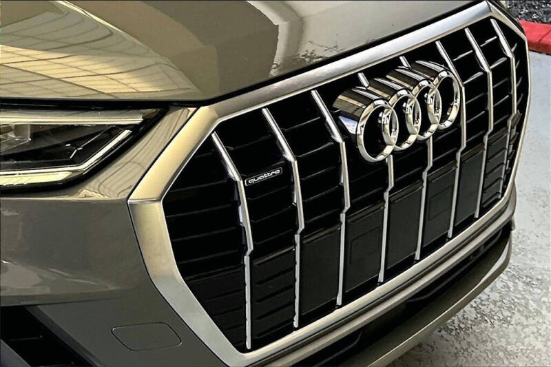2020 Audi Q3 quattro S line Prem Plus 45 TFSI