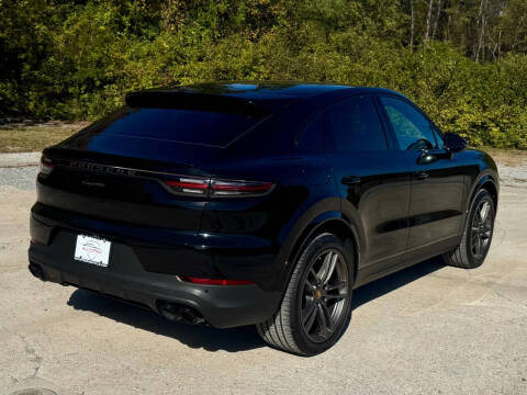 2023 Porsche Cayenne Coupe Platinum Edition