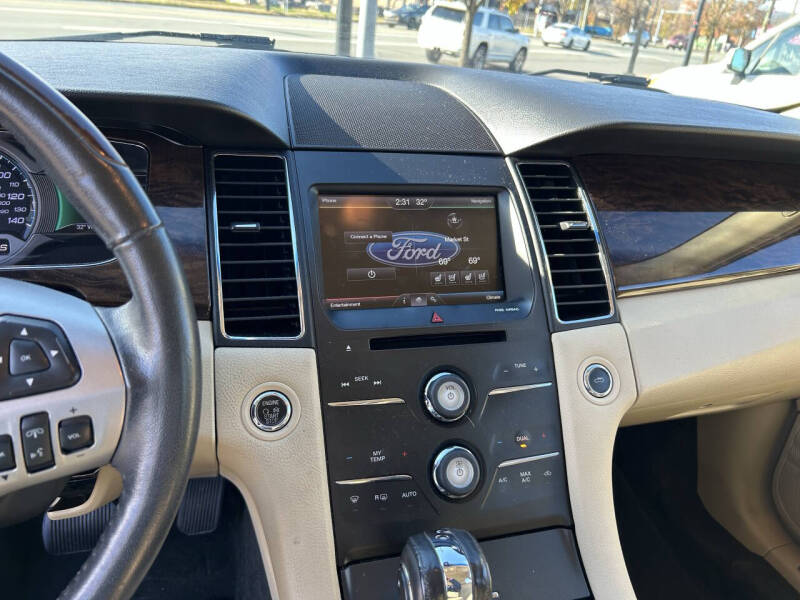 2014 Ford Taurus Limited
