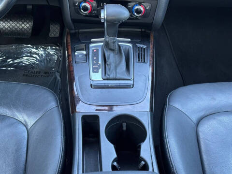 2015 Audi A4 2.0T quattro Premium