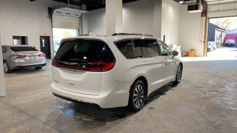 2021 Chrysler Pacifica Touring L
