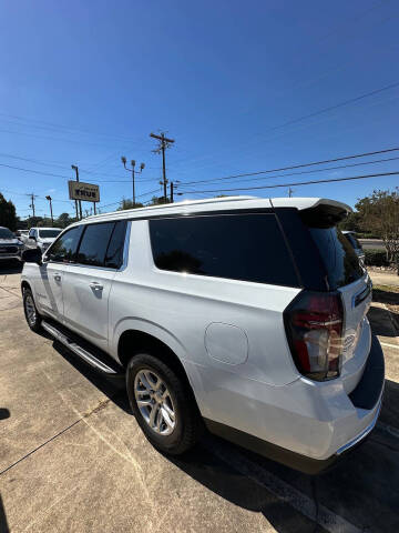 2021 Chevrolet Suburban LT