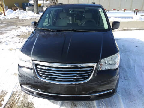 2013 Chrysler Town and Country for sale at RICK'S AUTO SALES in Logansport IN