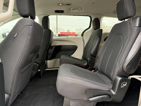 2019 Chrysler Pacifica Touring Plus