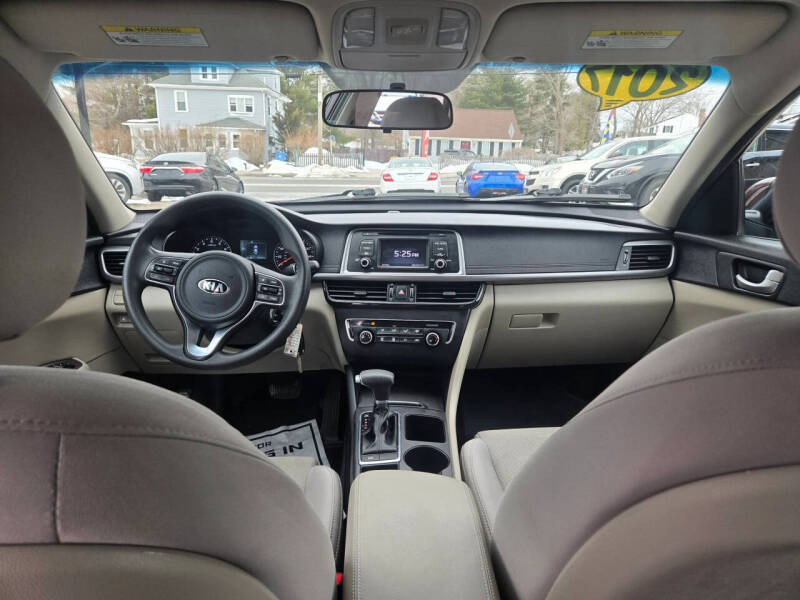 2017 Kia Optima LX