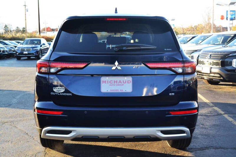 2023 Mitsubishi Outlander SE