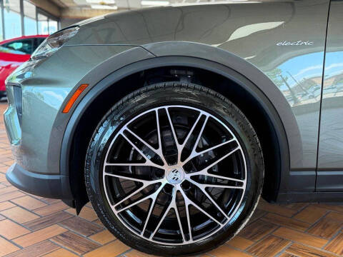 2024 Porsche Macan 4 Electric
