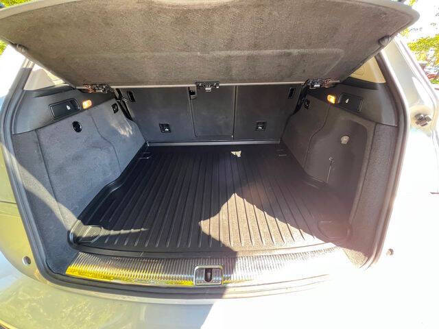 2012 Audi Q5 2.0T quattro Premium Plus