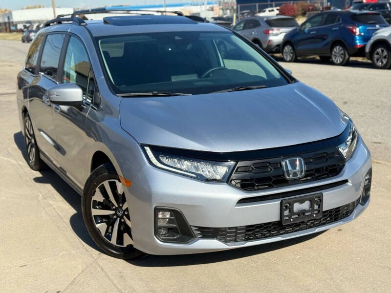 2025 Honda Odyssey EX-L's photo