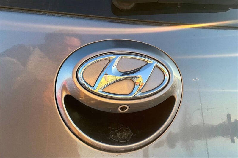 2017 Hyundai Veloster